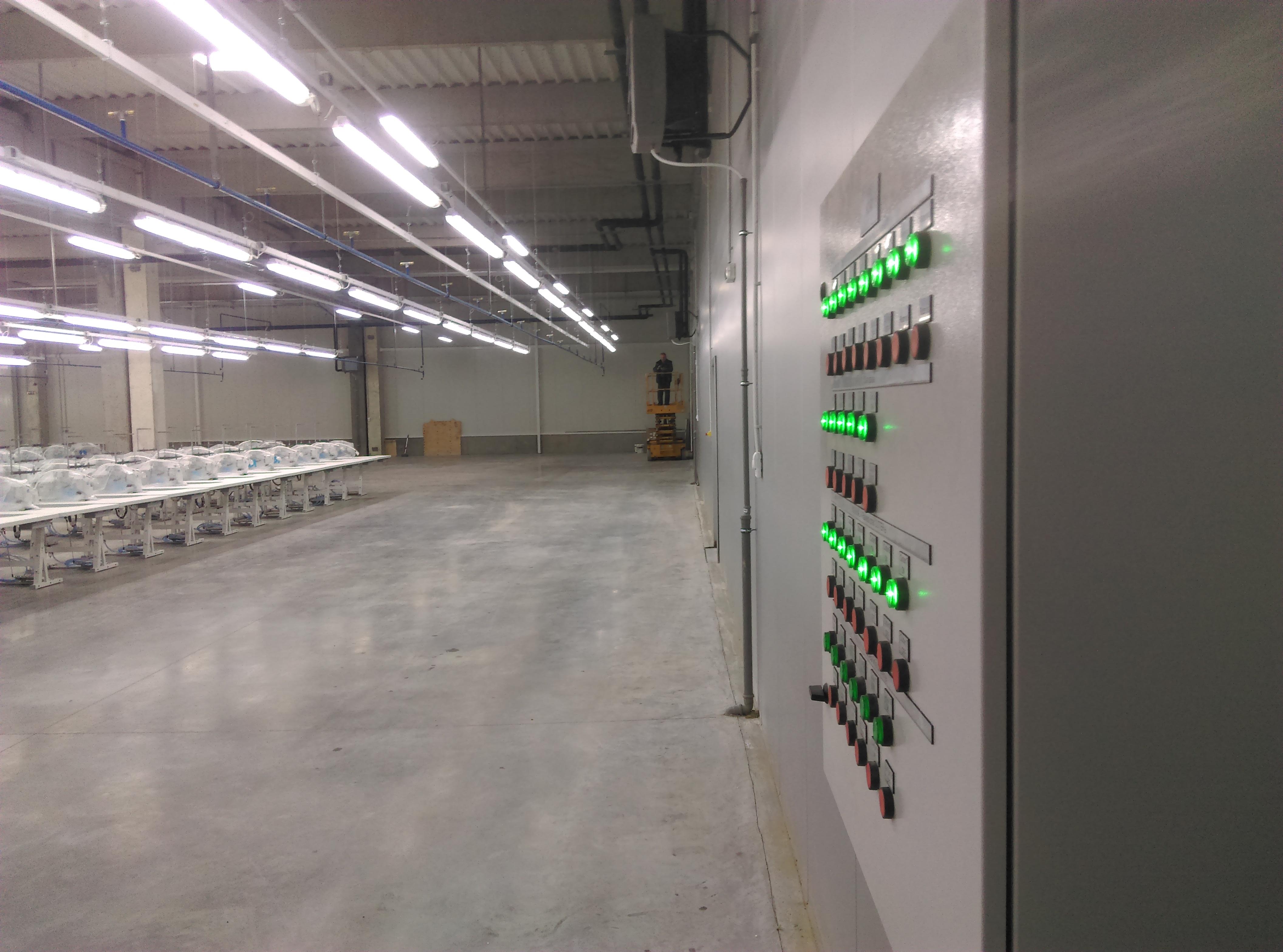 Lighting cabinet in operation