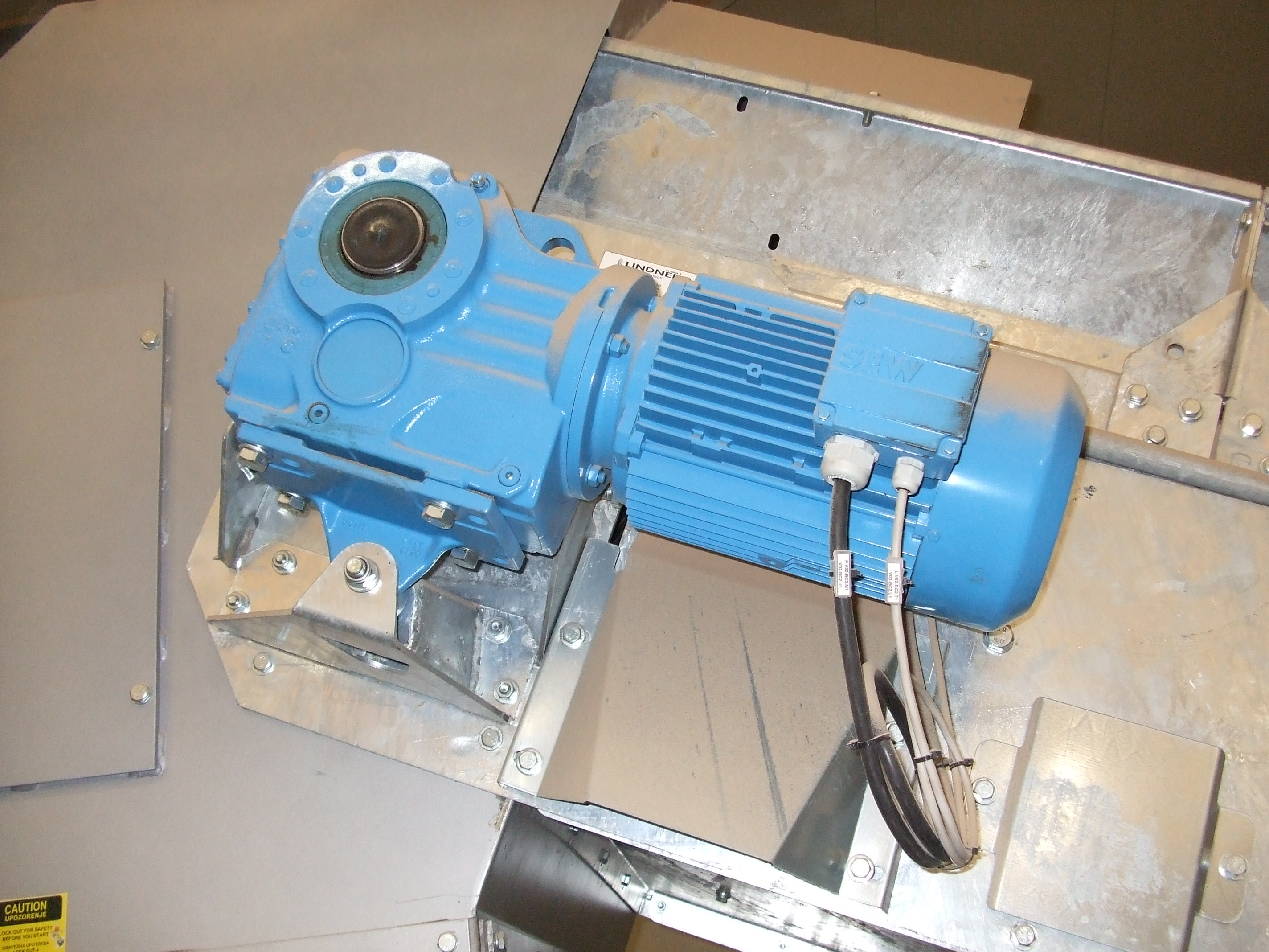 Motor connection