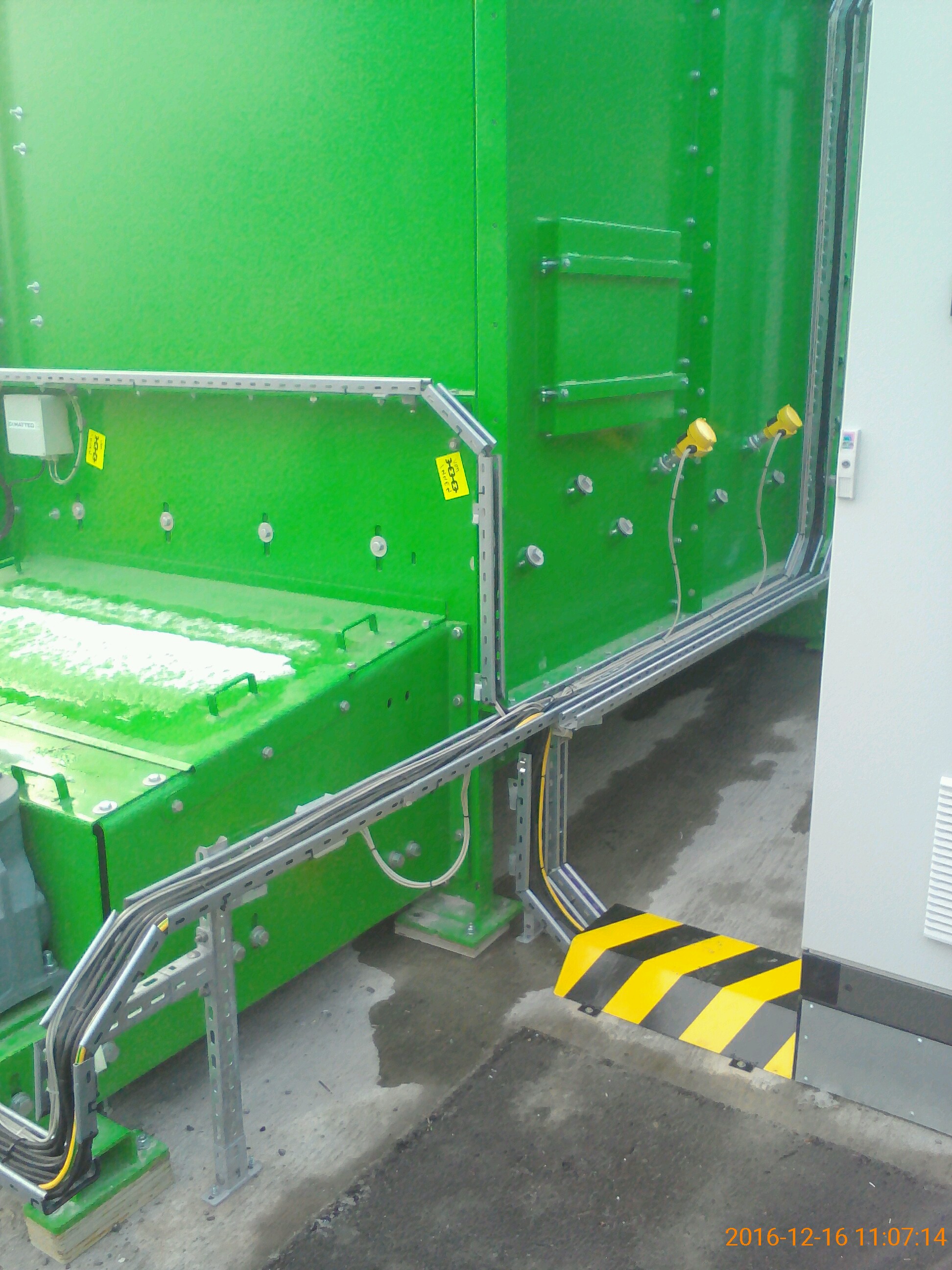 Cable racks