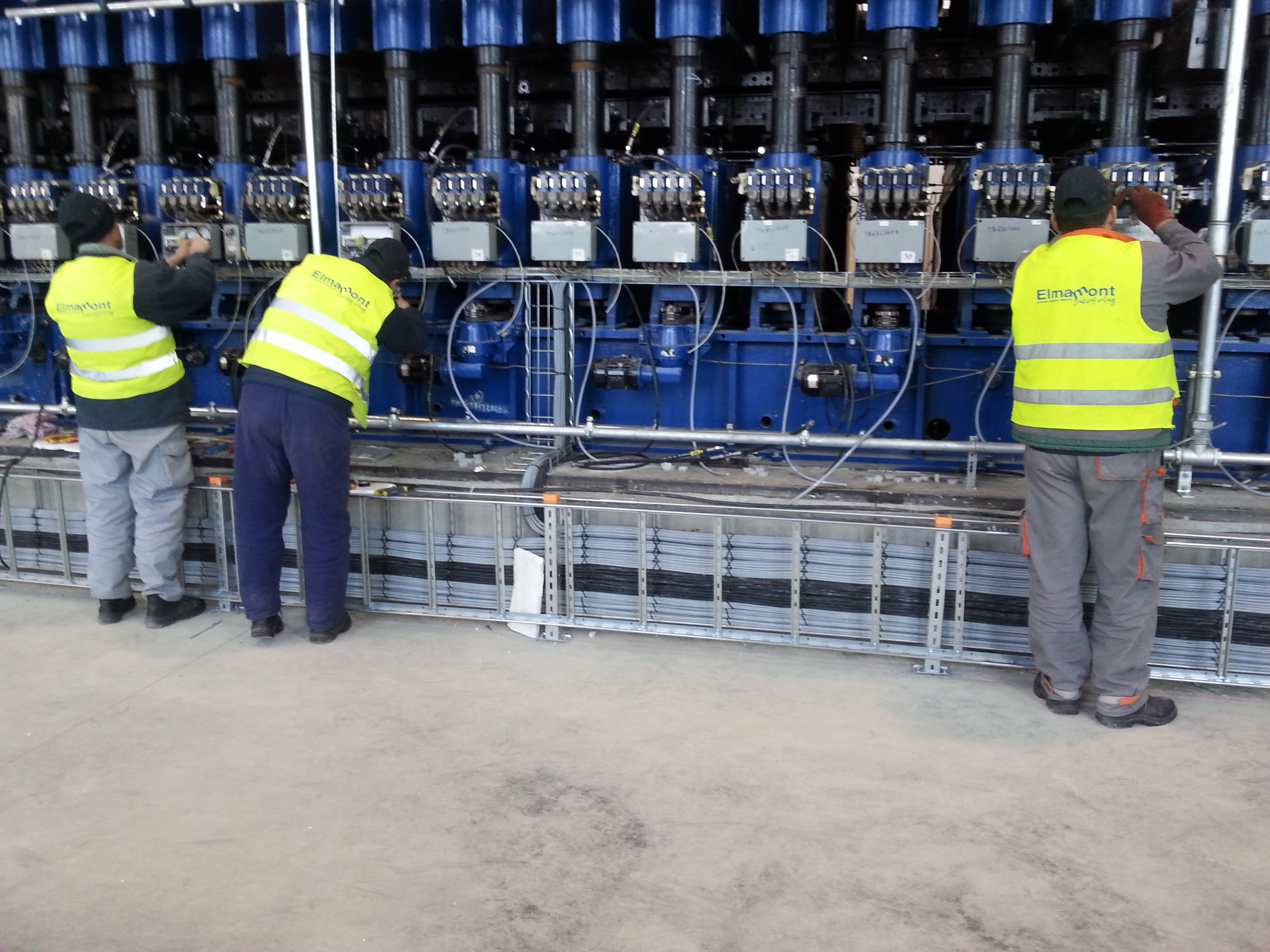 Assembly of automatics