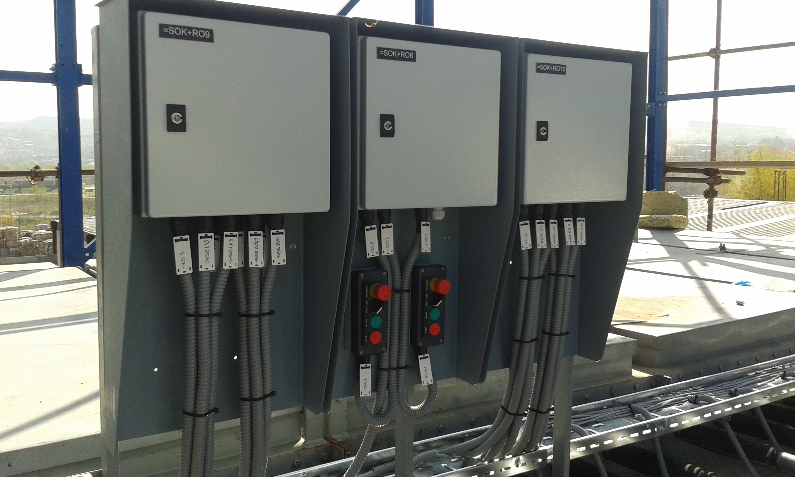 Power cabinets